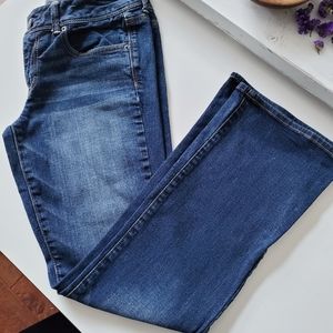 American Eagle Dark Wash Kick Boot Stretch Mid Rise Jeans 10 Short